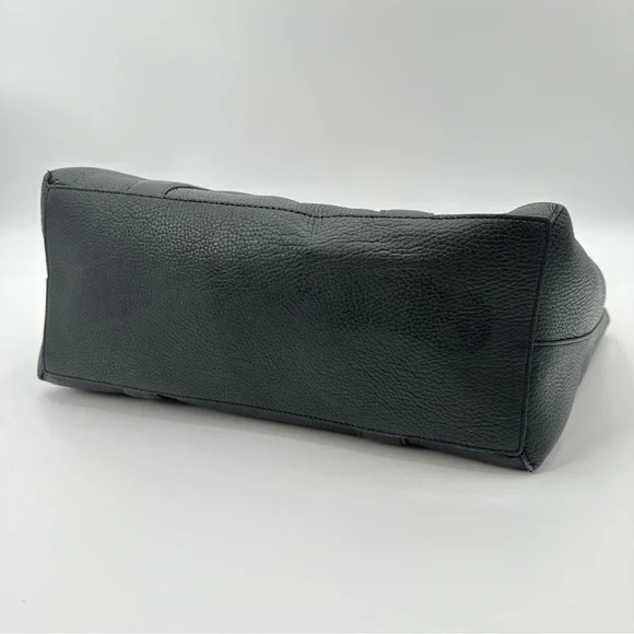 Cuyana Black Leather Trapeze Satchel - Picture 4 of 7